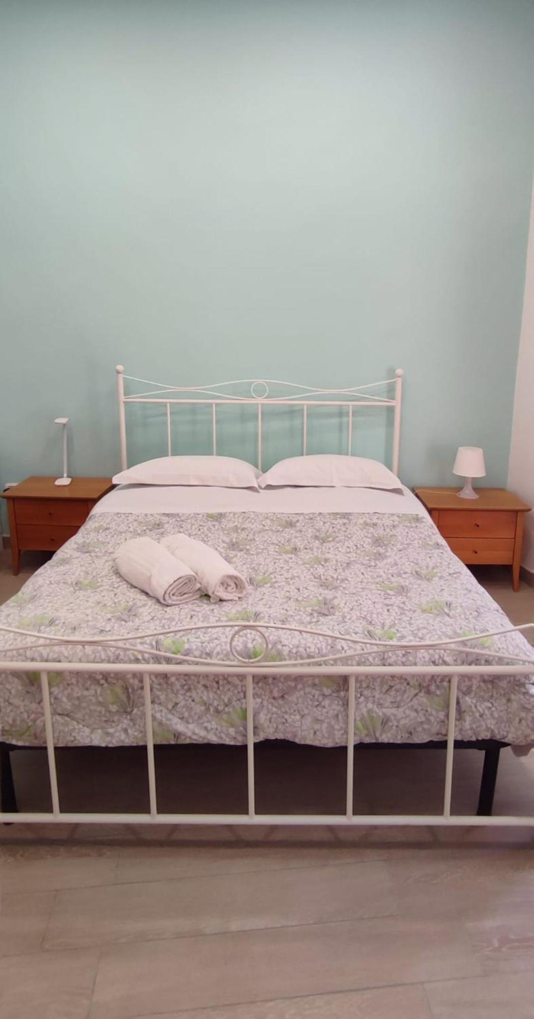 Casa Vacanze Napoli Centro Carmen & Sara Bagian luar foto