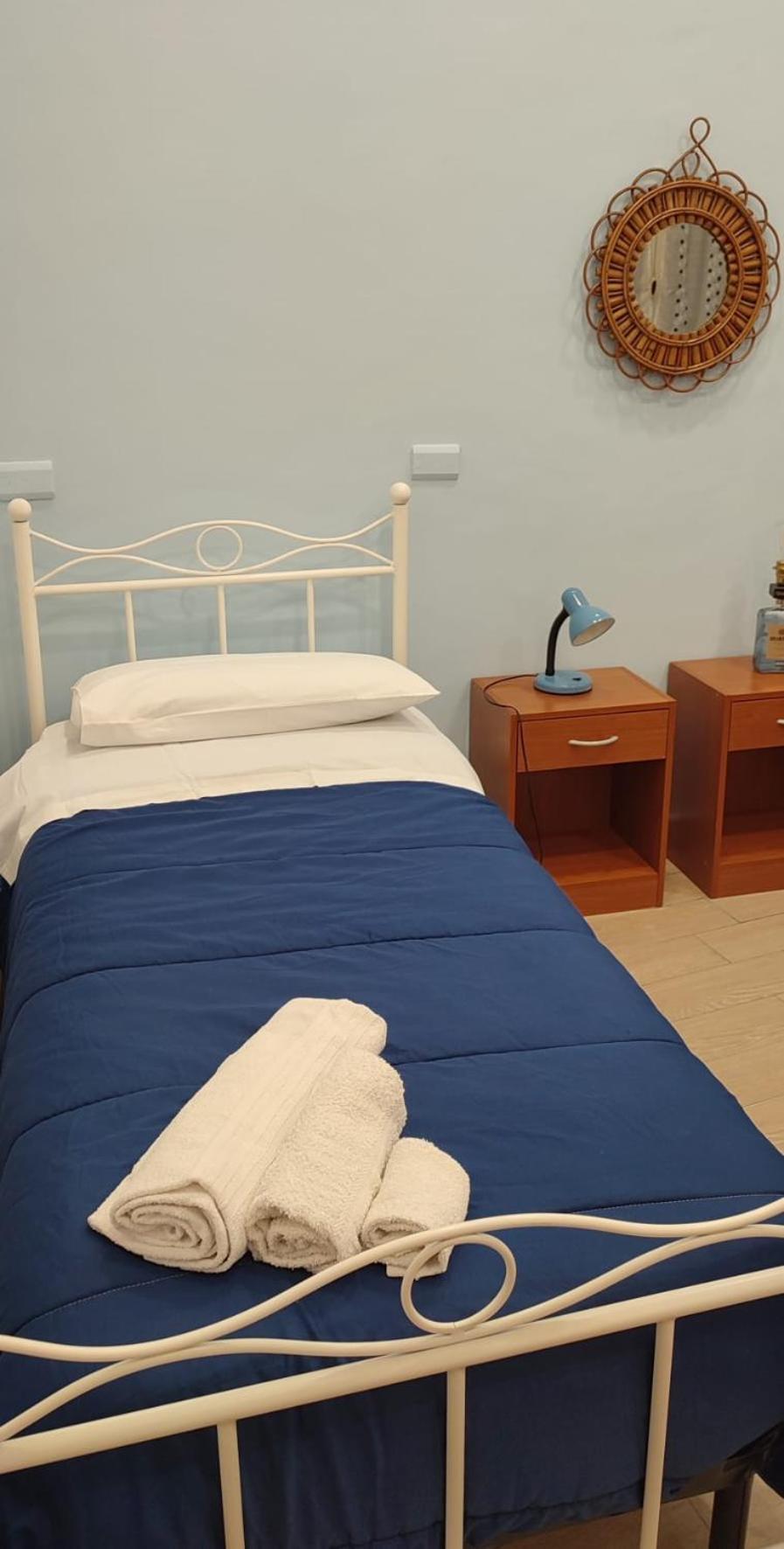 Casa Vacanze Napoli Centro Carmen & Sara Bagian luar foto